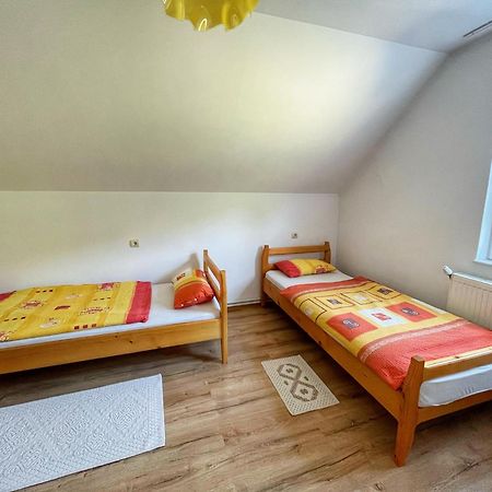 Kati Guesthouse コルンド エクステリア 写真