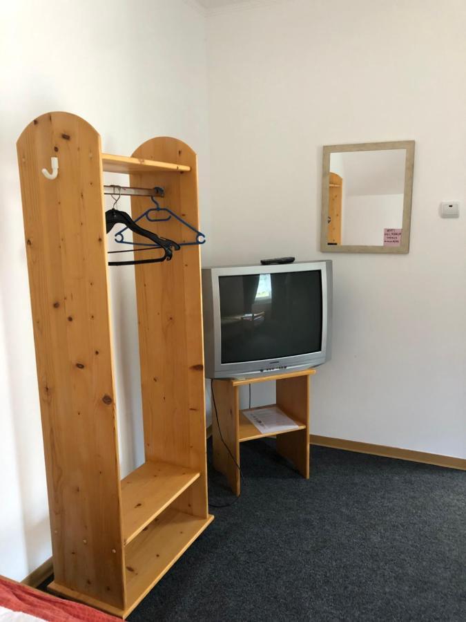 Kati Guesthouse コルンド エクステリア 写真