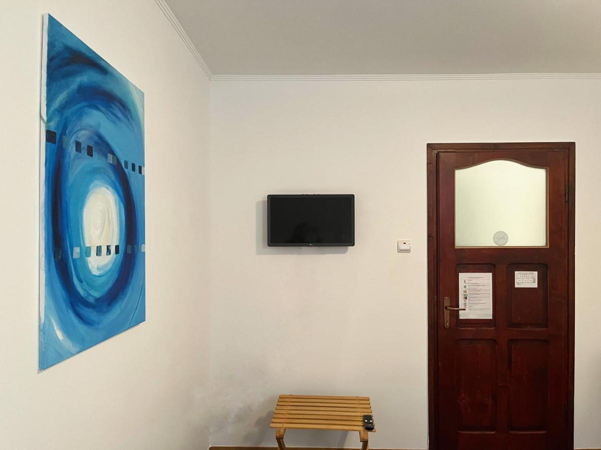 Kati Guesthouse コルンド エクステリア 写真